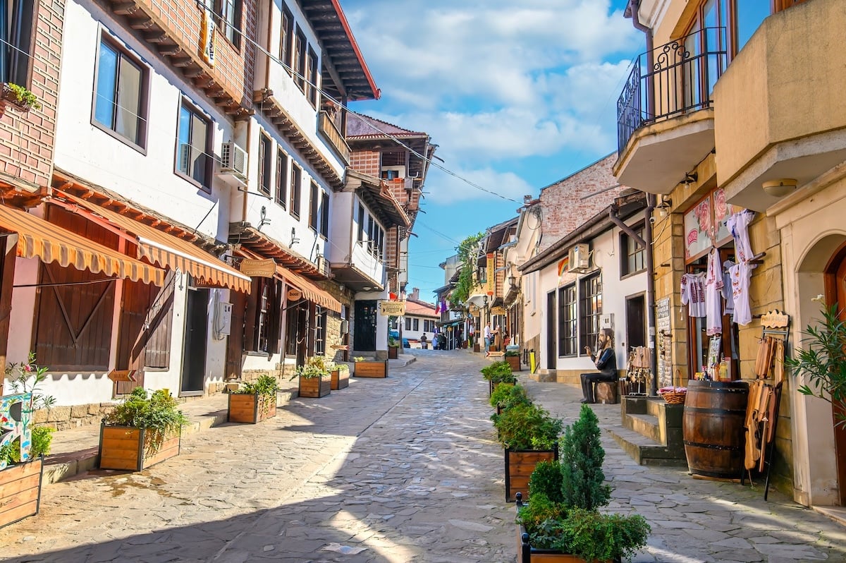 1000 px old town center of city of Veliko Tarnovo AdobeStock_636671755_Editorial_Use_Only copy