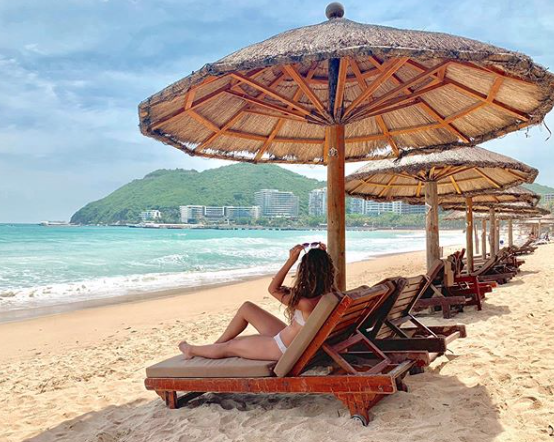 Enjoy The Gorgeous Beaches On This Chinese Island Hainan - 